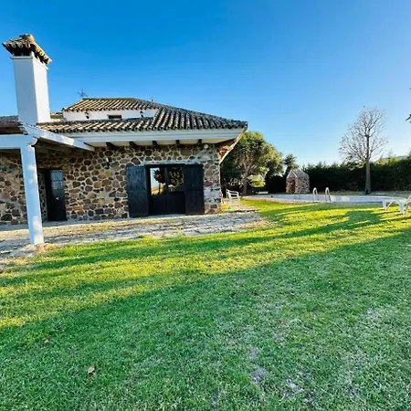 Natalia Chalet *